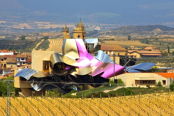 Bodega Marqués de Riscal, Architect Frank O. Gehry Bodega Marqués de Riscal, Architect Frank O. Gehry